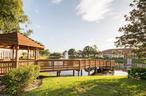 2426 Orchid Bay Dr, Naples FL  34109-7683 exterior