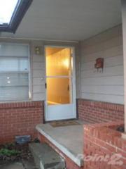 110 Walnut Ave, Yukon, OK 73099-3646