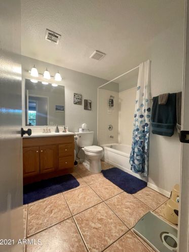 6138 Zoe Ella Way, Glendale AZ 85306-2932 exterior