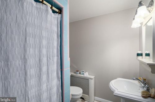 100 Park Blvd, Camden NJ  08103-2757 exterior