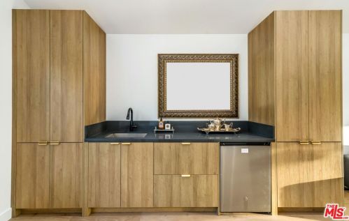 4552 Ethel Ave, North Hollywood CA  91605-4703 exterior