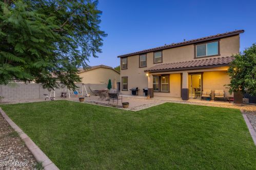 17968 Ivy Ln, Sun City, AZ 85388-1652
