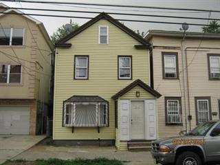 552 Jersey St, Elizabeth, NJ 07206-1226