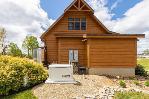 17978 Nashport Rd, Nashport OH  43830-4601 exterior