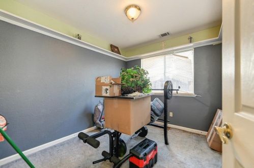 7321 Little Acorn Way, Rio Linda CA  95673-1336 exterior