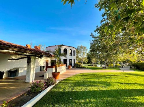 3340 Don Tomaso Dr, Carlsbad CA  92010-3951 exterior