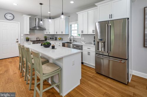 107 Westcott Rd, Princeton NJ  08540-3061 exterior