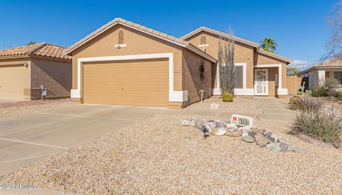 308 Senna Way, San Tan Valley, AZ 85143-7536