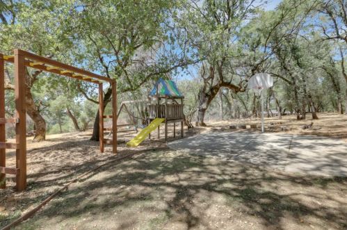 17790 Hitch Ct, Lake Wildwood CA  95946-9648 exterior