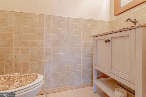 56 Mandolin Ln, Willingboro NJ  08046-2808 exterior