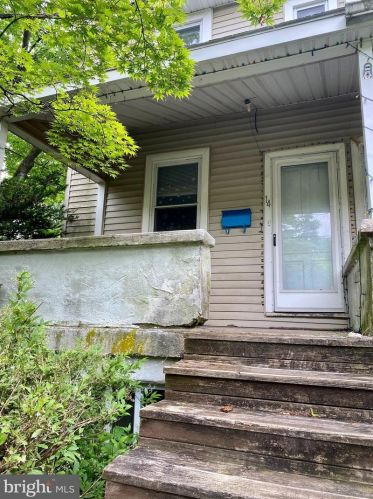 14 Minor Ave, Paoli, PA 19301-1311
