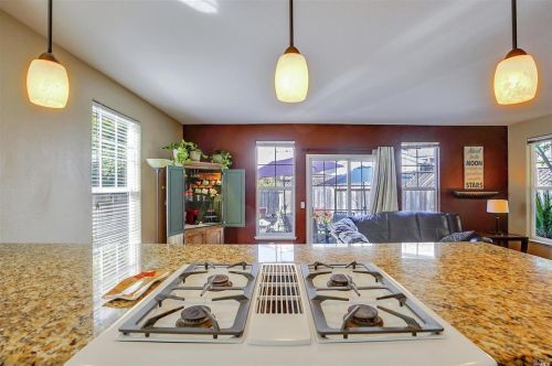 2421 Waltzer Rd, Santa Rosa CA  95403-1868 exterior