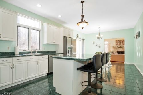 15 Hidden Glen Dr, Sparta NJ  07871-3843 exterior