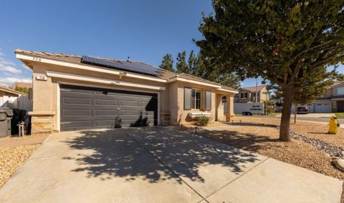 718 Cedar View Dr, Beaumont, CA 92223-6418