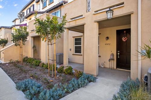 4349 Harbor Way, Oceanside, CA 92056-5762