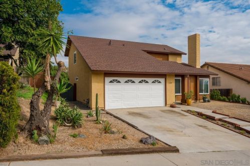 2385 Montcliff Rd, San Diego, CA 92139-3914