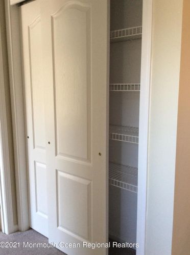 165 Huntley Ave, Berkeley Township NJ  08721-1351 exterior