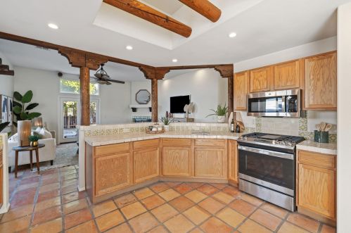 54450 Avenida Alvarado, La Quinta CA  92253-3690 exterior