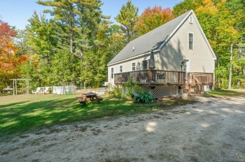 87 Garney Rd, Wakefield NH  03872-7400 exterior