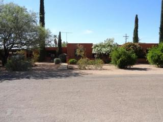 4640 Tumacacori Dr, Tumacacori, AZ 85645-9758