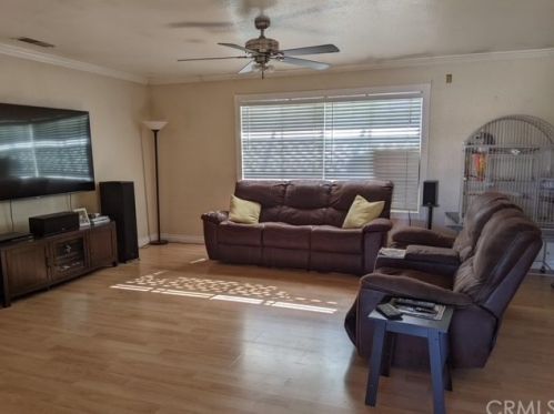1050 Amber Ln, Lake Elsinore, CA 92530-5221