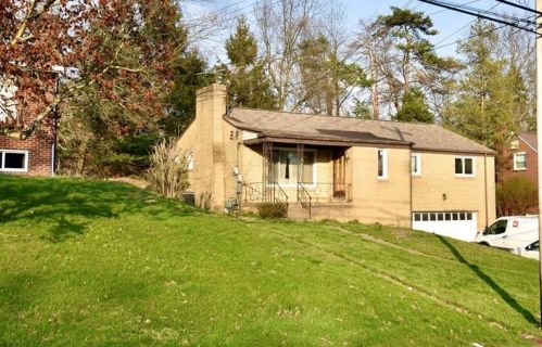 5033 Grove Rd, Pittsburgh, PA 15236-1651