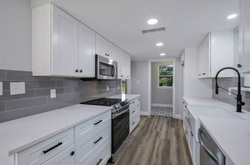 1410 Woodcreek Dr, Richardson TX  75082-4518 exterior