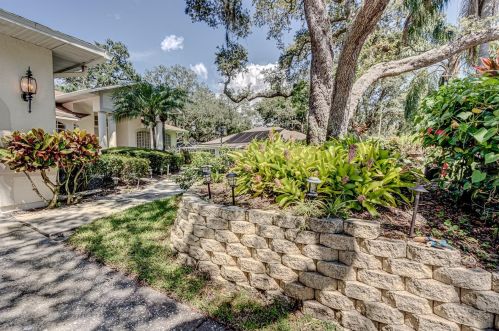 963 Ridgewood Ter, Tarpon Springs FL  34689-2622 exterior