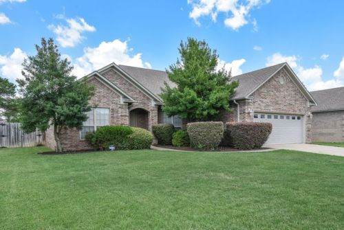 2670 Apple Blossom Ln, Conway AR  72034-8489 exterior