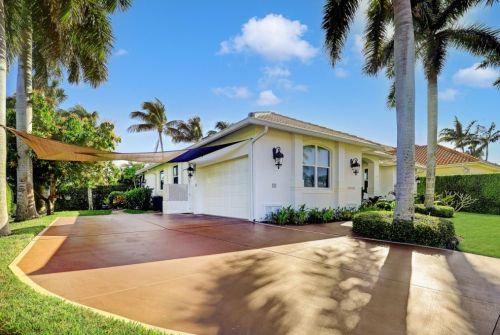 389 Colonial Ave, Marco Island, FL 34145-1809