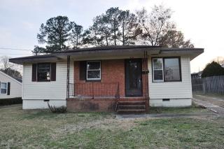 914 Fleetwood Dr, Fayetteville NC  28305-5514 exterior