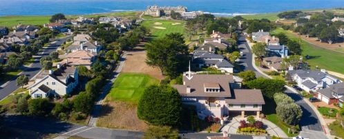2 Ashdown Pl, Princeton By The Sea, CA 94019-2275