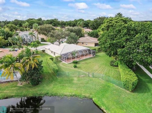 11901 20th St, Hollywood FL  33025-5616 exterior