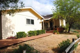 11678 Johnson Lake Rd, Lakeside, CA 92040-1018