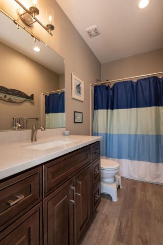 2440 Greenboro St, Turlock CA  95382-1433 exterior