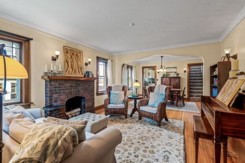 1878 Juliet Ave, Saint Paul, MN 55105-1709