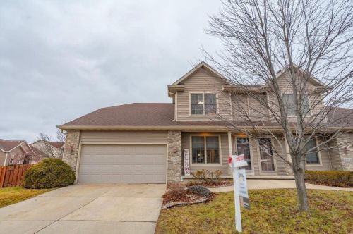 6902 Littlemore Dr, Madison WI  53718-3332 exterior
