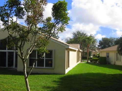 13298 Alhambra Lake Cir, Delray Beach, FL 33446-3734