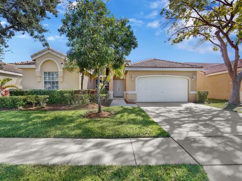 425 198 Ter, Hollywood FL exterior