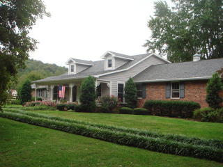 2962 Hidden Cove Rd, Cookeville, TN 38506-7057