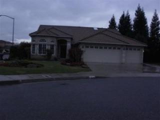 2624 Granada Ave, Fresno, CA 93720-4613