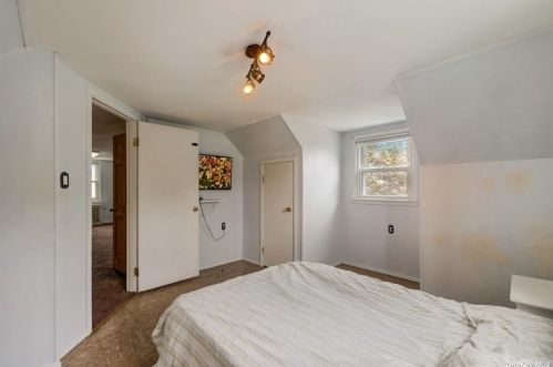 1317 Union Ave, Floral Park NY  11003-2610 exterior