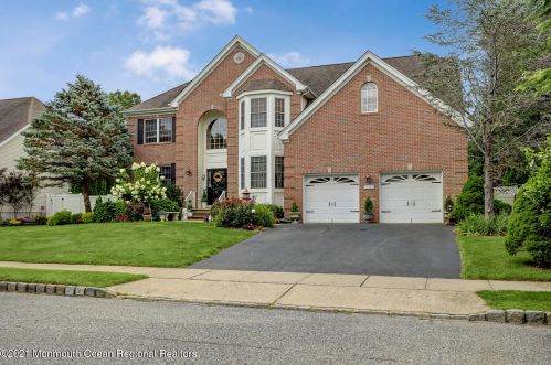612 Windcrest Ct, Bricktown, NJ 08724-1300