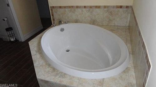 709 Connecticut Ln, Lehigh Acres FL 33936-7803 exterior