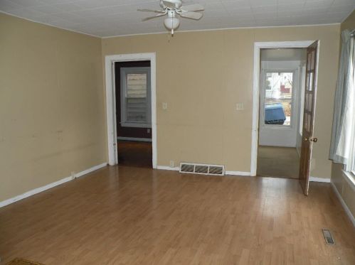 220 State St, Ripon, WI 54971-1450