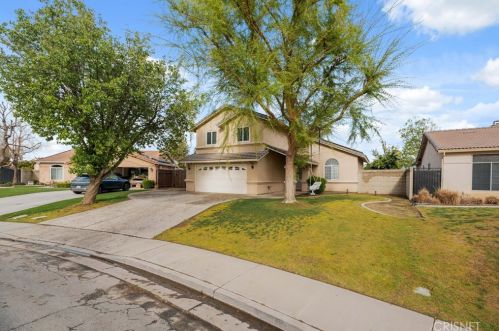 6506 Summer Breeze Ln, Bakersfield, CA 93313-4437