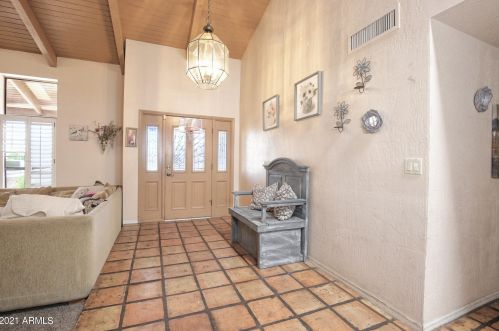 7702 Villa Theresa Dr, Glendale AZ 85308-8092 exterior