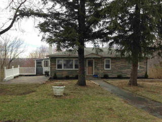 149 Kentview Dr, Kent Lakes, NY 10512-3135