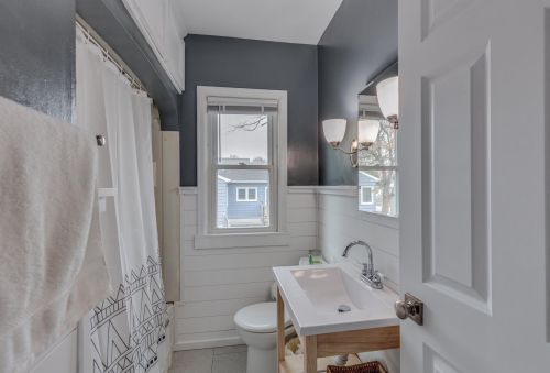 3418 Washburn Ave, Minneapolis MN 55423-1922 exterior