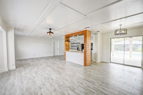 208 43 Ter, Cape Coral FL  33904-8425 exterior